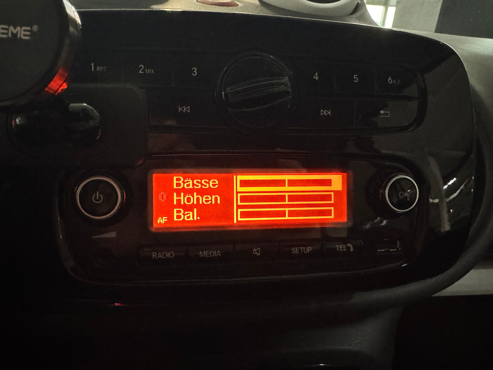 Fahrzeugabbildung Smart ForTwo Coupe 52 KW FACELIFT TEMPOMAT KLIMA SHZT