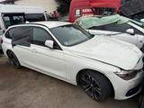 BMW 340 3 Touring 340 i Sport Line Wasserschaden - BMW 340 Unfallwagen