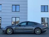 Porsche Panamera Turbo S E-Hybrid/ENTERTAIMENT2xDVD/PANO - Porsche Panamera Turbo mit Hybrid-Antrieb (Benzin/Elektro)