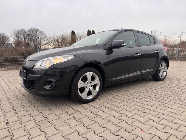 Renault Megane III Lim. 1,6 Benzin 5-trg. Dynamique ALU