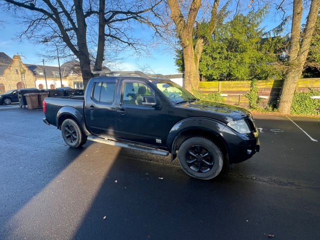 Nissan Navara Pickup Double Cab LE 4X4