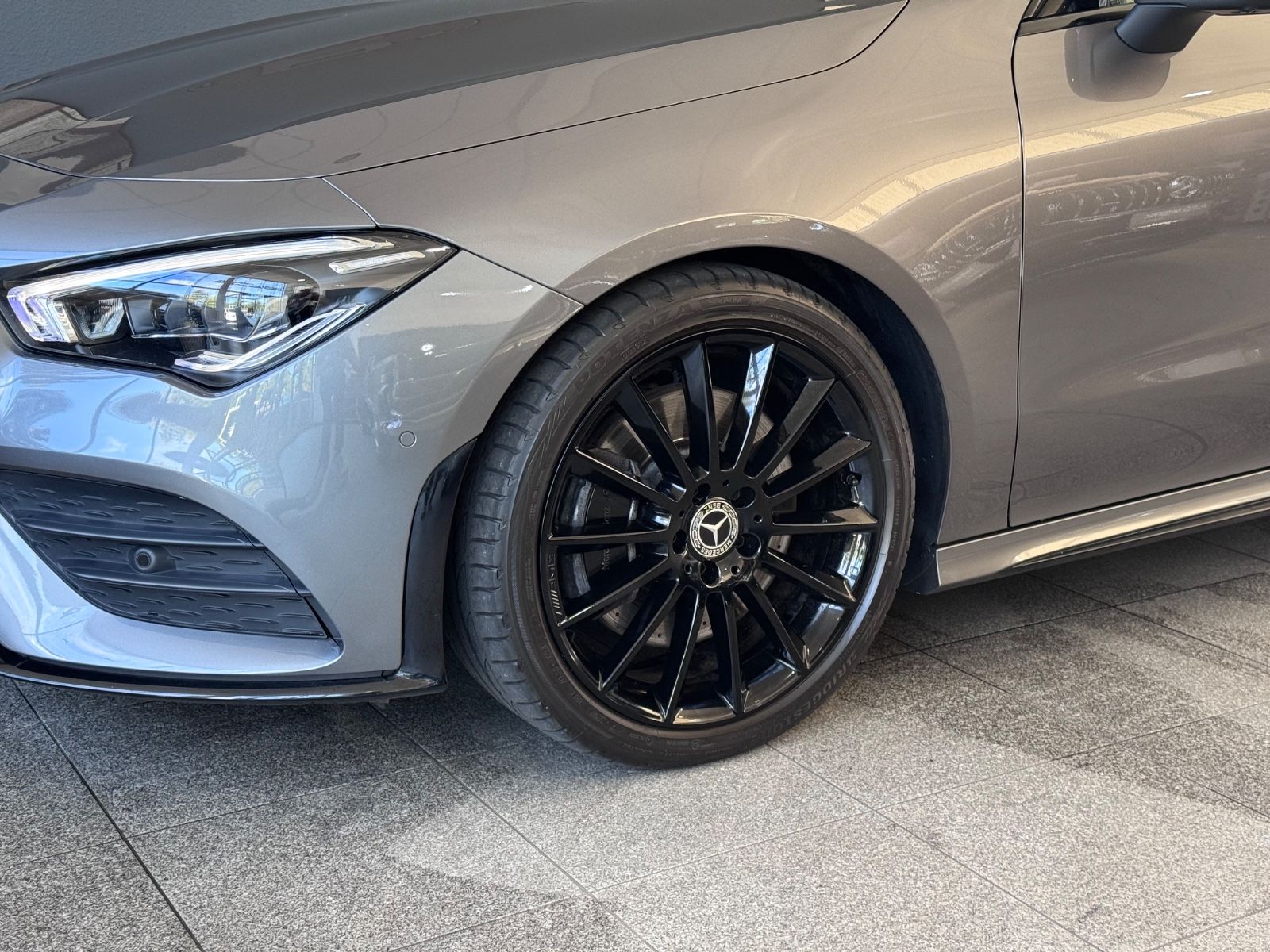 Mercedes-Benz CLA 250 AMG MULTIBEAM DISTRONIC BURMESTER 360°KA foto 2
