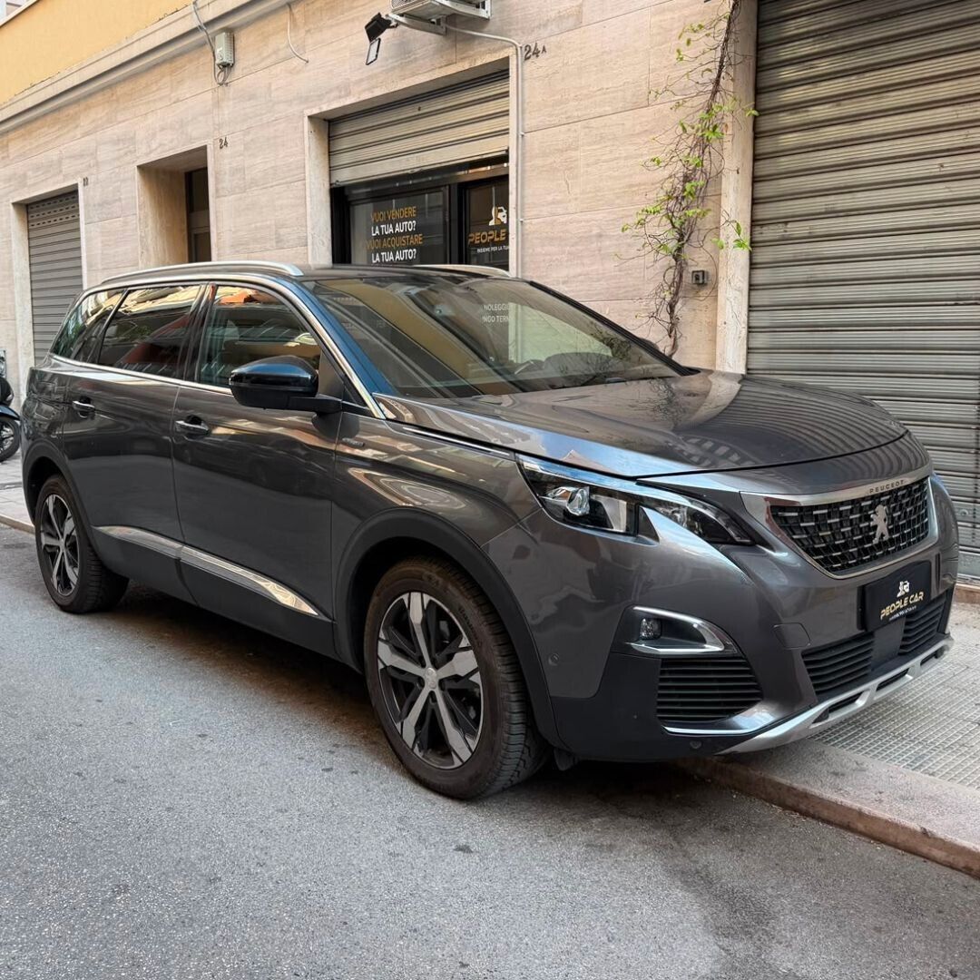 Peugeot 5008 - 1