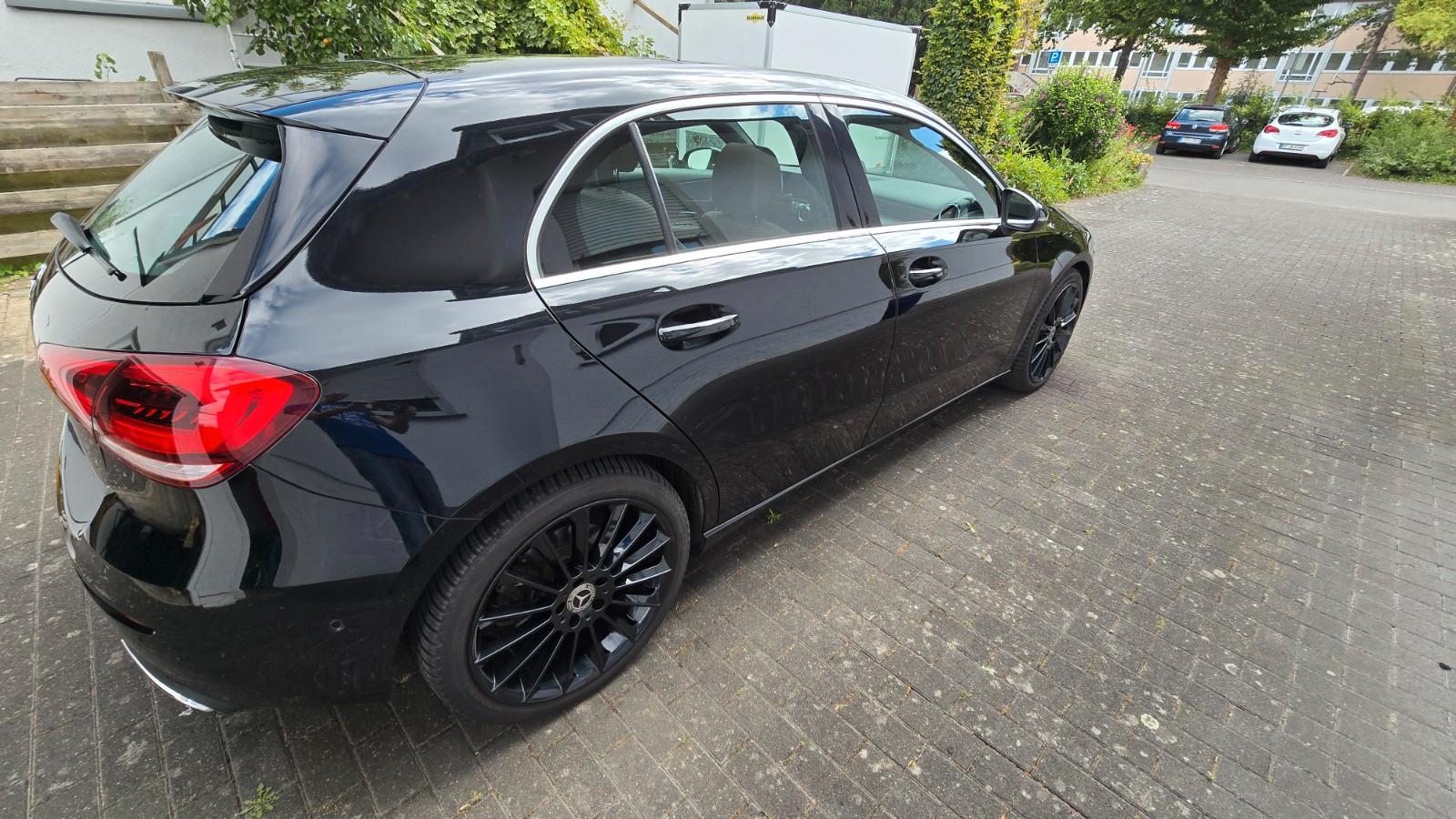 Mercedes-Benz A 250 DCT -