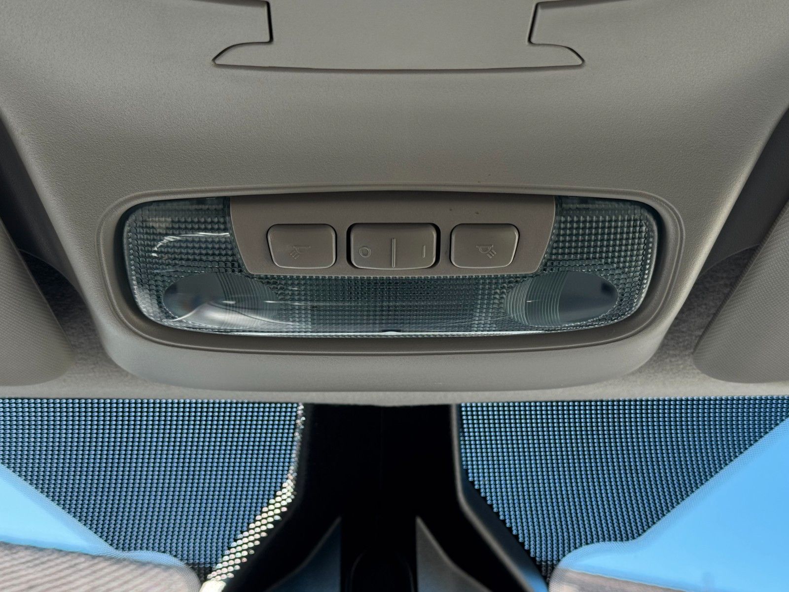 Fahrzeugabbildung Ford Transit Connect 230 L2 Autm. Trend 4d AHK