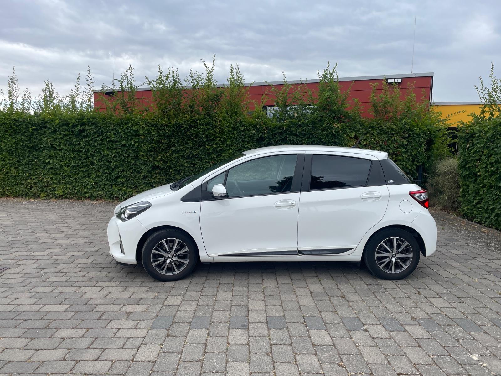 Toyota Yaris Hybrid