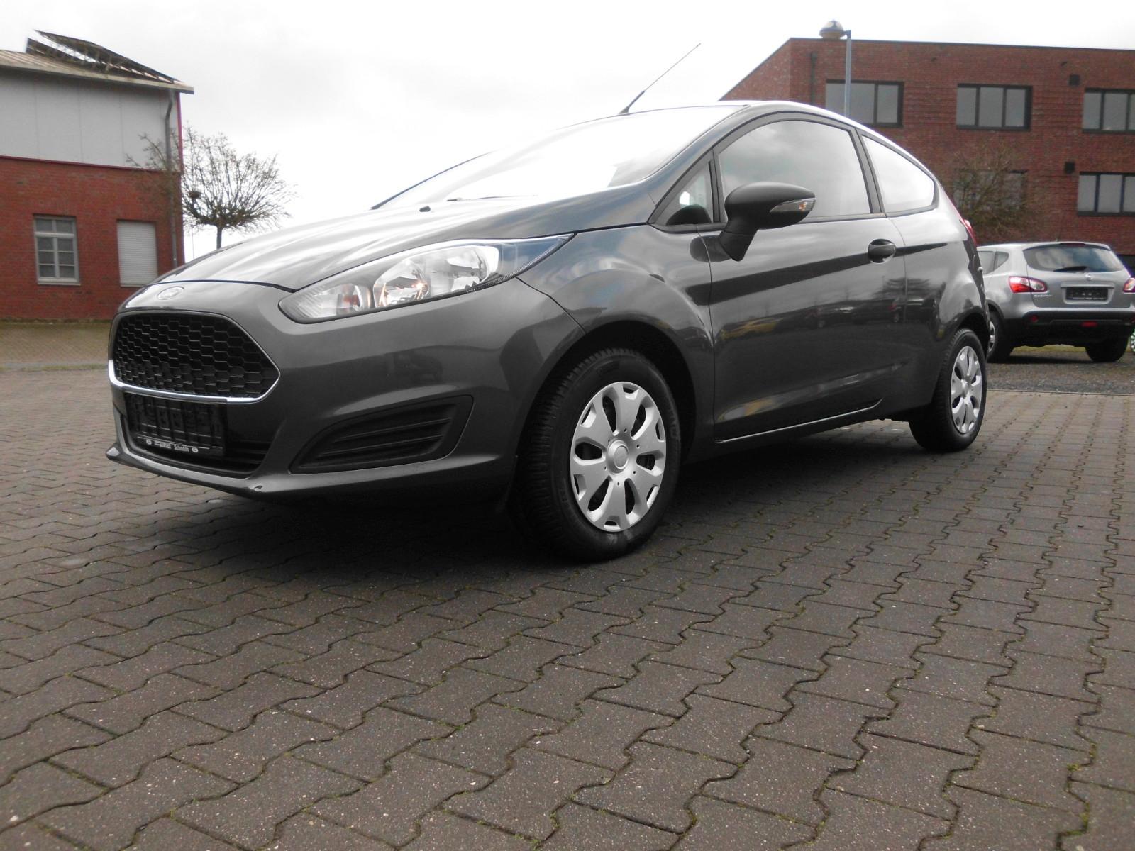 Ford Fiesta 1,25  Ambiente aus 1.Hand nur 31350 km