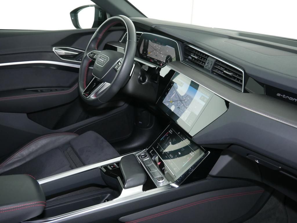 Audi Q8 e-tron 50 S line quattro LED ACC AHK 360 Kame foto 3