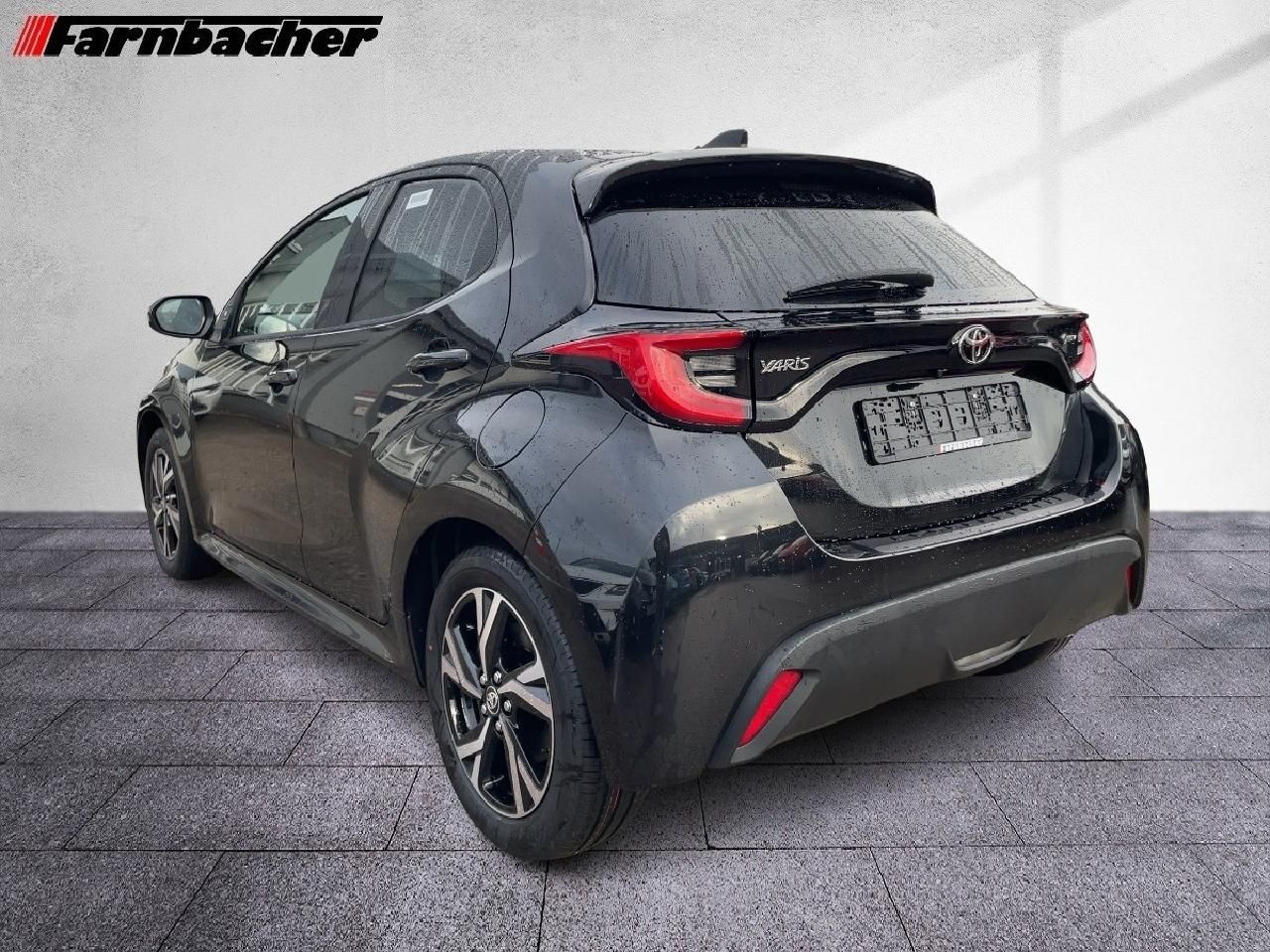 Fahrzeugabbildung Toyota Yaris Hybrid 116PS Team D + Comfort-Paket