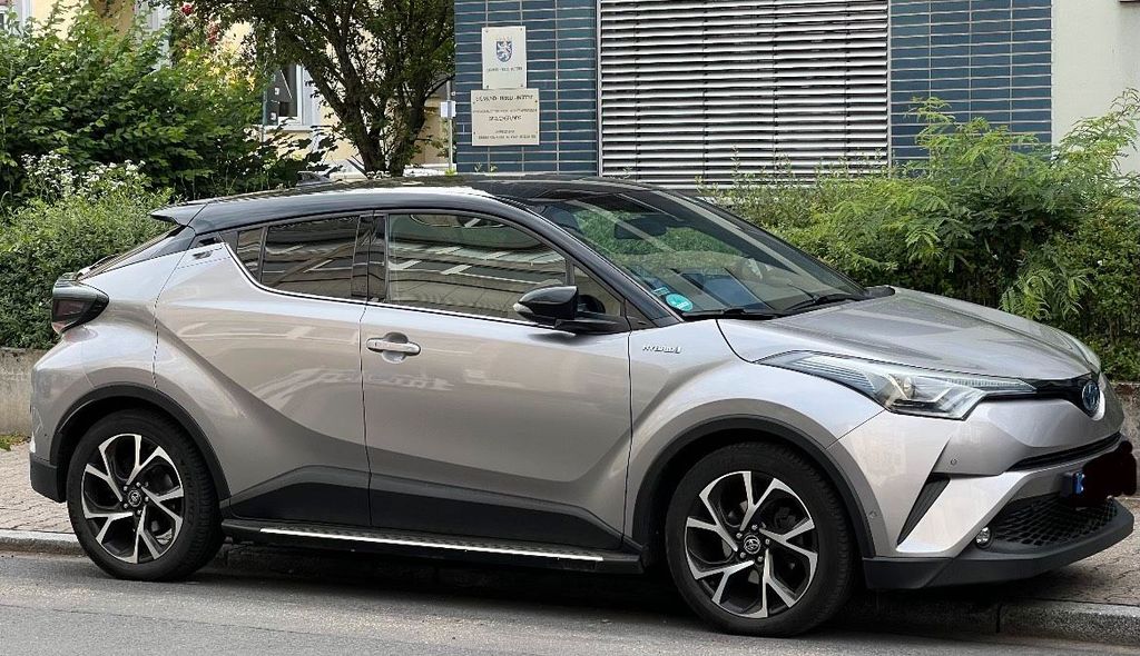 Image of Toyota C-HR