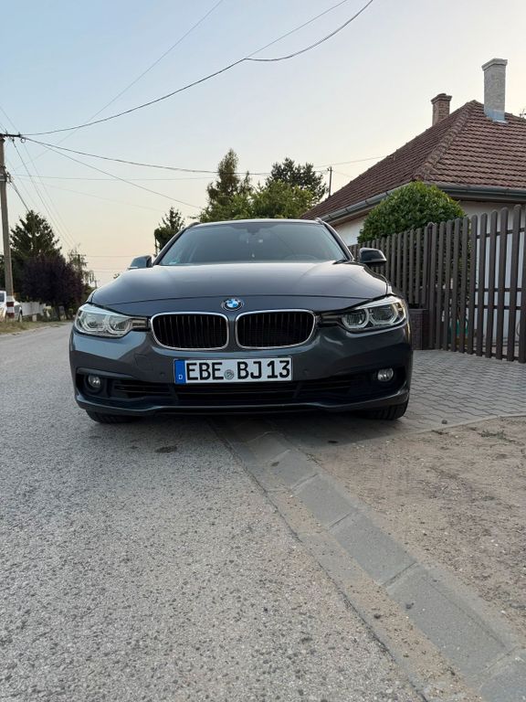 Image of BMW 320