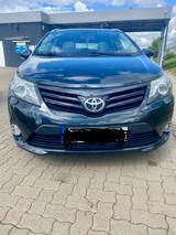 Toyota Avensis Combi 2,2-l-D-4D Automatik Comfort C... - Toyota Avensis Comfort mit Diesel-Antrieb