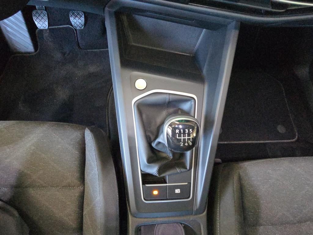 Volkswagen Golf 8 Life 2.0 TDI Navi LED ACC, миниатюра 16