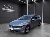 Volkswagen Passat Variant Highline/1.Hand/Navi/Kamera/Shz - : Silber, Alcantara