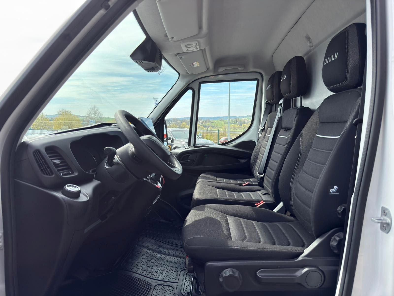 Fahrzeugabbildung Iveco Daily 35S16 A8 *R4.100mm*Automatik*Kamera*JUNGE*