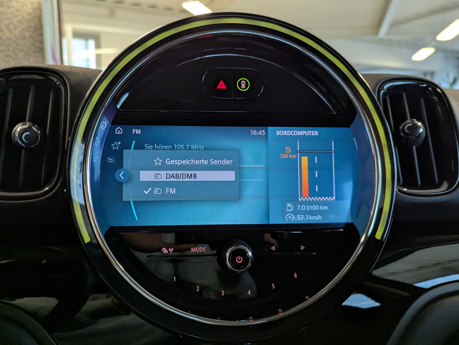 MINI Countryman 1.5 Cooper Aut. Driving-Assist LED - Image 25