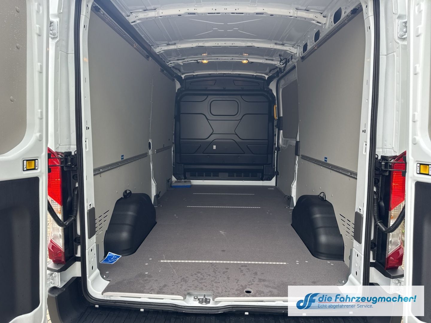 Fahrzeugabbildung Ford Transit Kasten 350 L3 Trend Navi 360 Kamera Klim