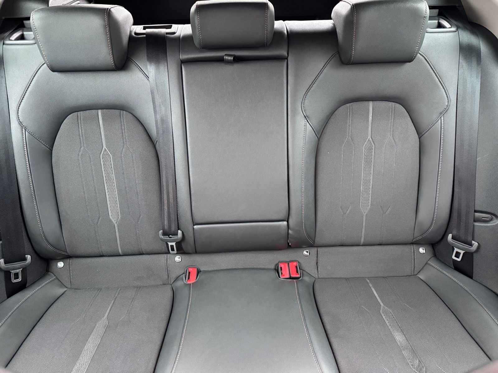 Fahrzeugabbildung CUPRA Formentor 1.5 TSI