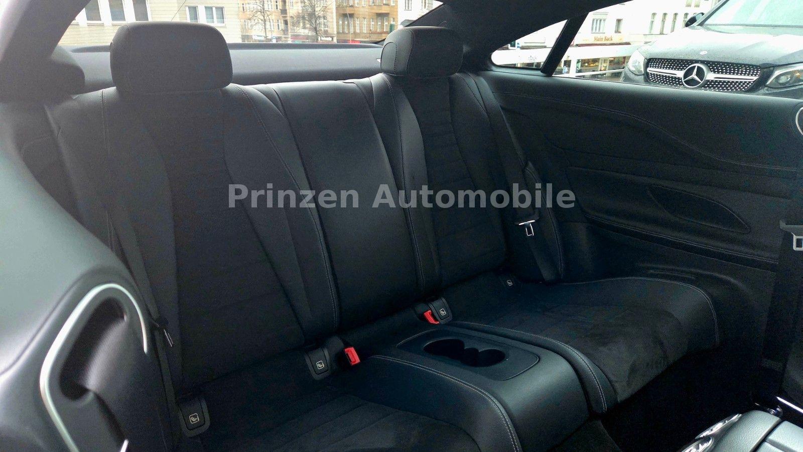 Mercedes-Benz E 220 d Coupe 4Matic AMG *NIGHT*PANO*AMBIENTE*