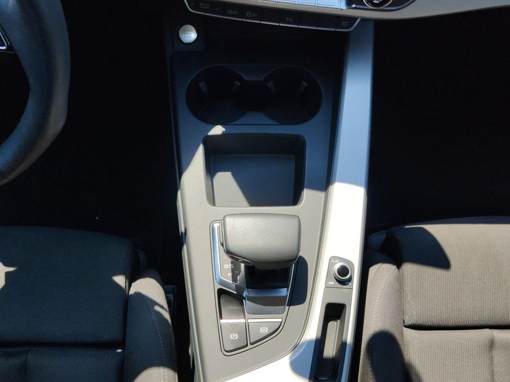 Audi A4 - Bild 18