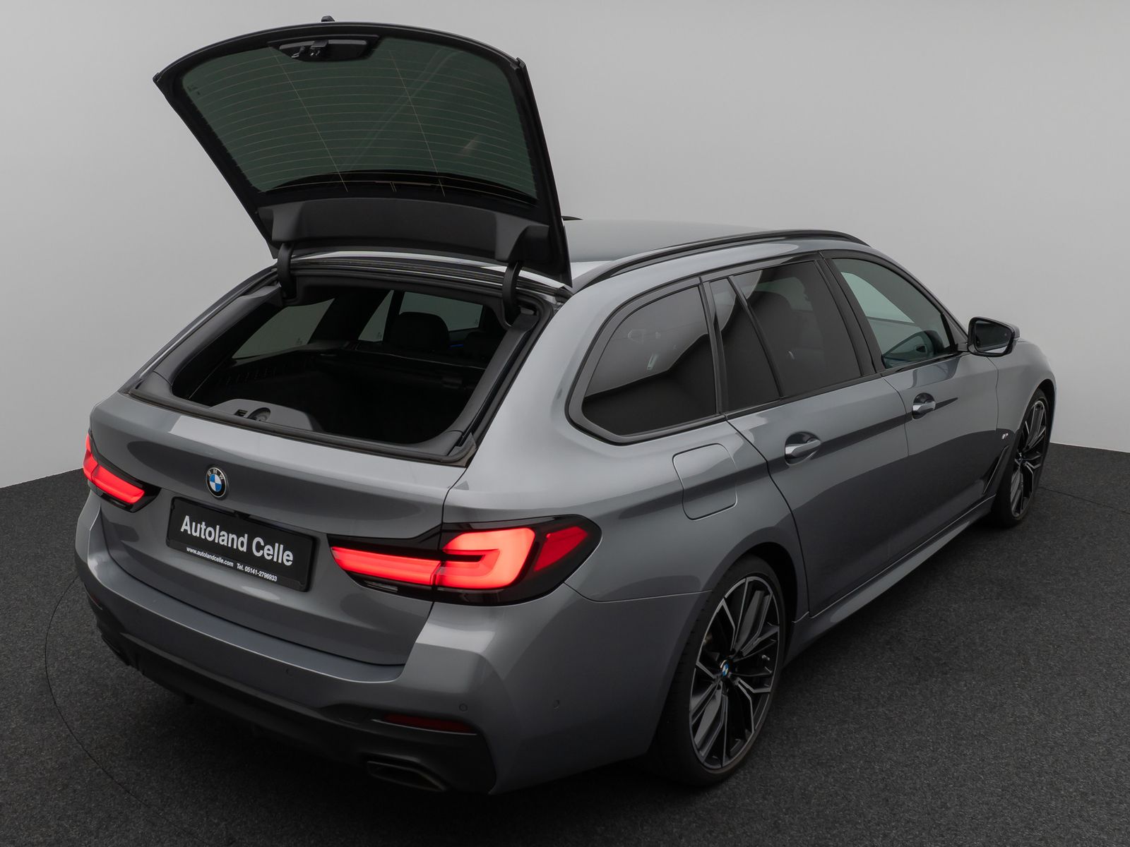 Fahrzeugabbildung BMW 540d xD M Sport Kamera Laser HUD DAB H/K Komfort