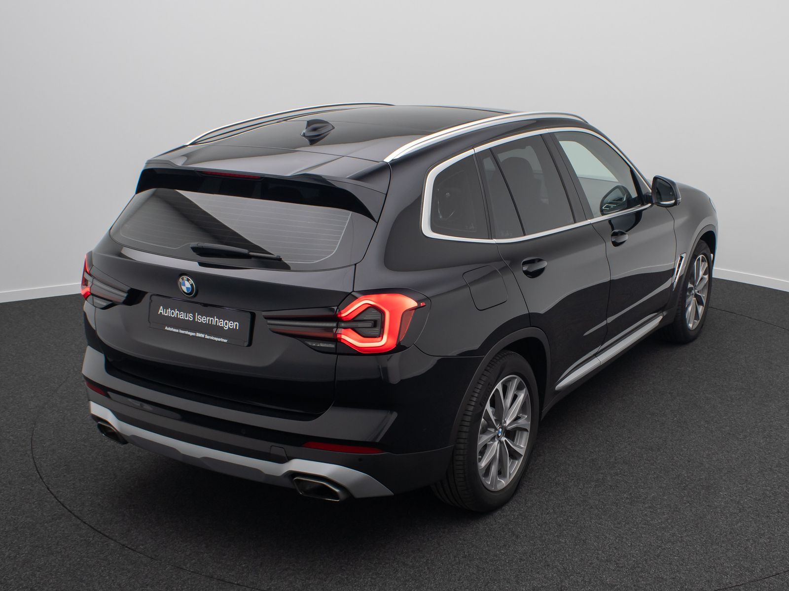 Fahrzeugabbildung BMW X3 xD30d 360°DriveAss DAB AHK Panorama Sportsitz