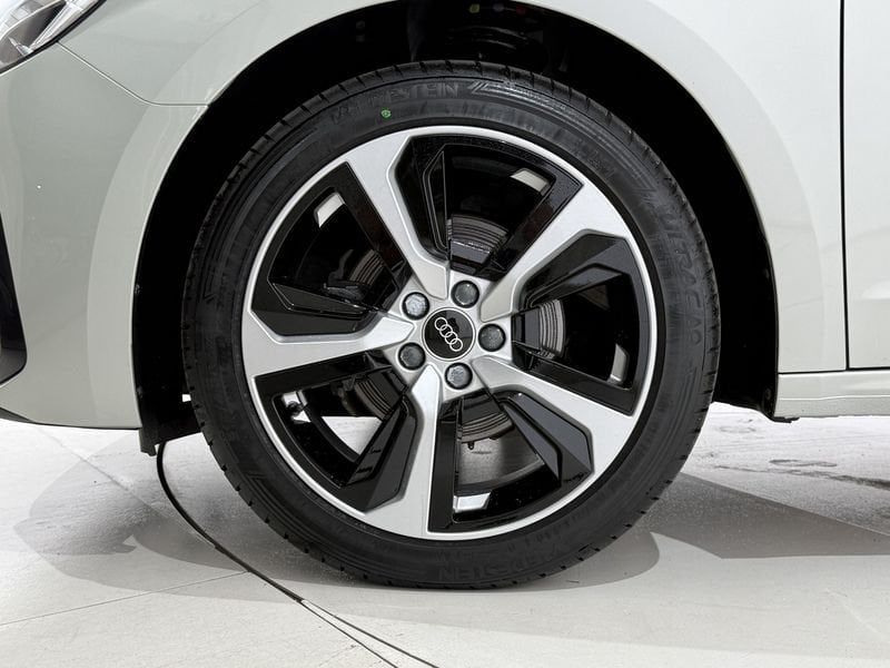 Audi A1 Sportback 30 TFSI S Identity Black imagem 3