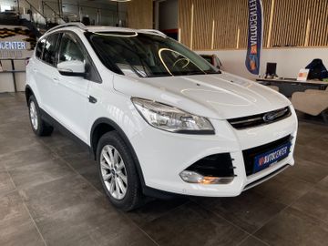 Ford Kuga Titanium EcoBoost *4x4*KAMERA*AHK*TOUCH*