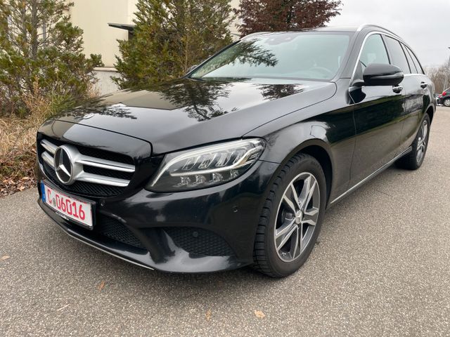 Mercedes-Benz C -Klasse T-Modell C 220 d, Top - Ausstattung