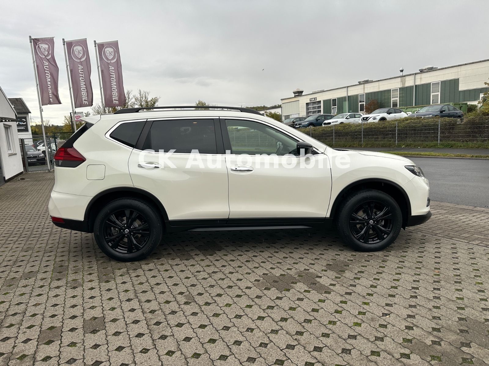 Fahrzeugabbildung Nissan X-Trail N-Design 1.3 DIG-T/Navi/Pano/LED/360°Kam
