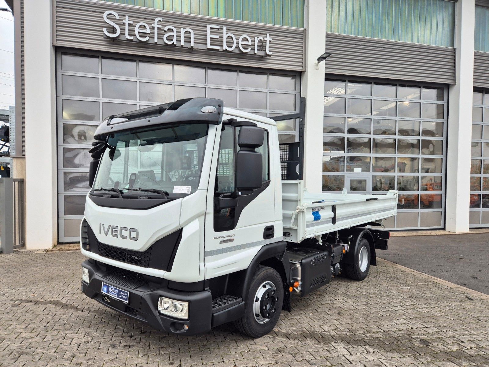 Fahrzeugabbildung Iveco Eurocargo ML80E21 Meiller Kipper 2x AHK 3 Sitze
