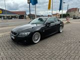 BMW E92 LCI 325/330i M Paket - BMW 325: E92 325i