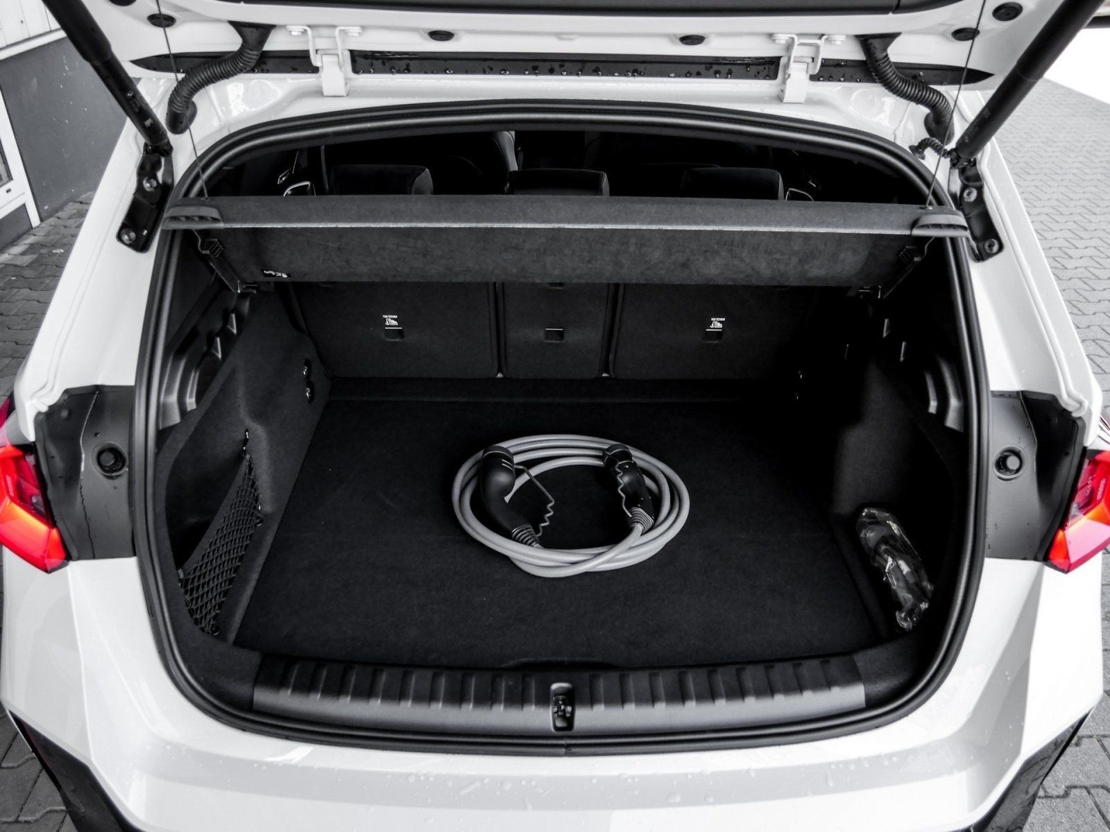BMW iX1 - Bild 15