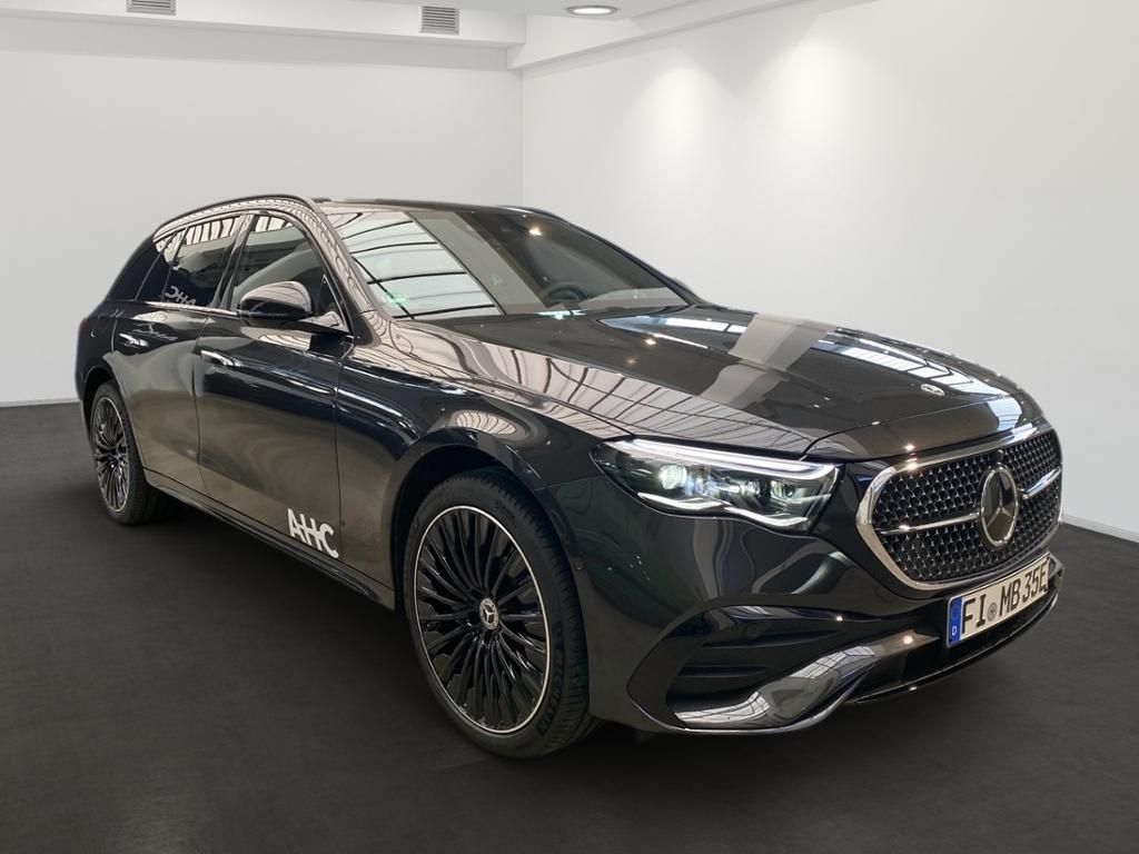 Fahrzeugabbildung Mercedes-Benz E 300 de T-Modell +AMG+NIGHT+ASSISTENZ+AIRMATIC+