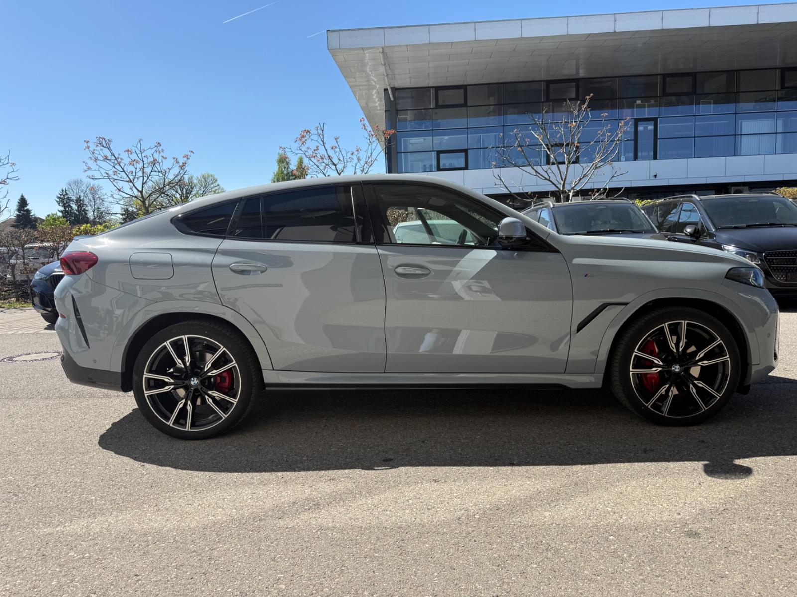 BMW X6 30 d xDrive M Sport*Sky*22 Zoll*Massage*