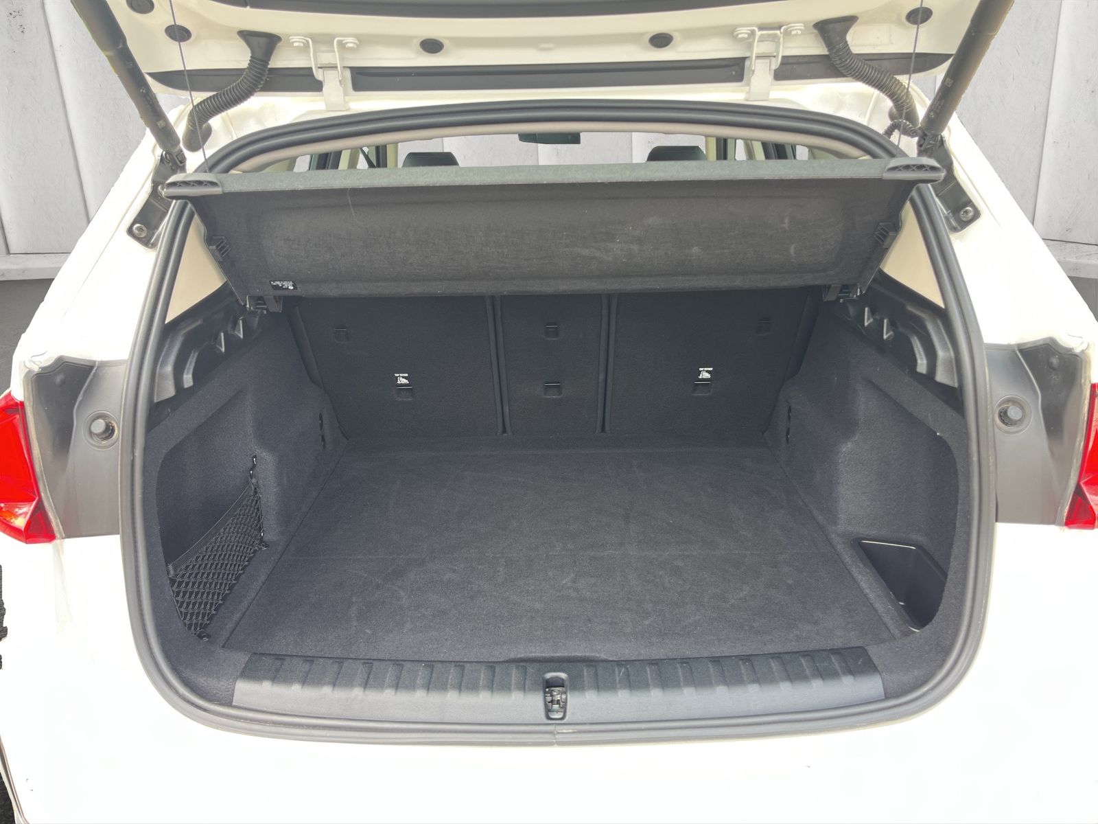 Fahrzeugabbildung BMW X1 18d sDrive*xLine*NAVI*PDC*KAMERA*u.v.m**