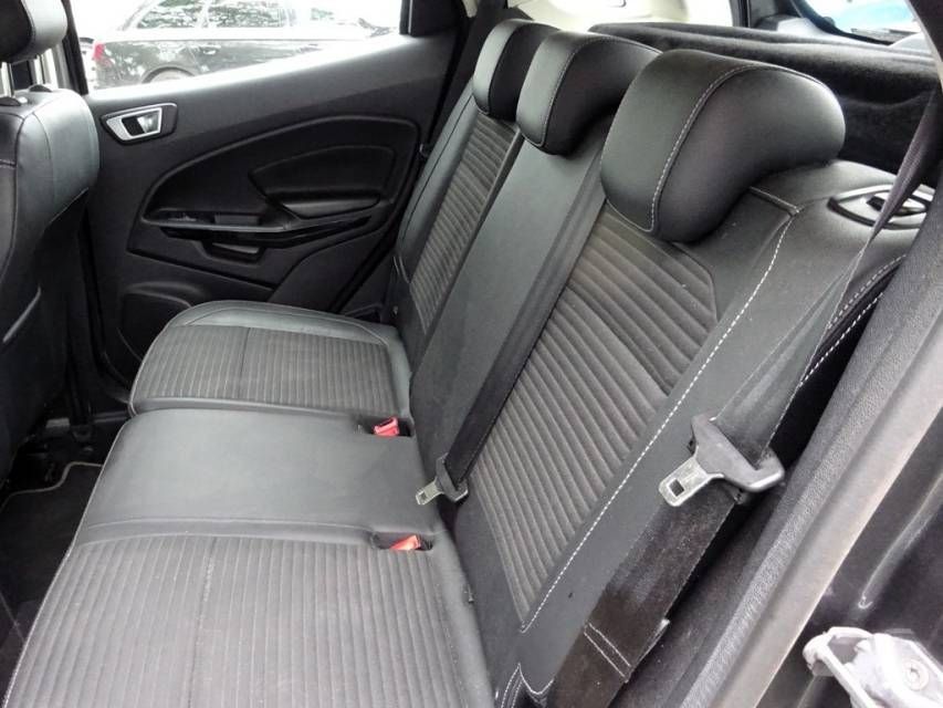 Fahrzeugabbildung Ford Ecosport 1,0 EcoBoost Aut. Titanium