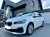 BMW 225 Active Tourer 225xe iPerformance  - BMW 225 Active Tourer: Limousine