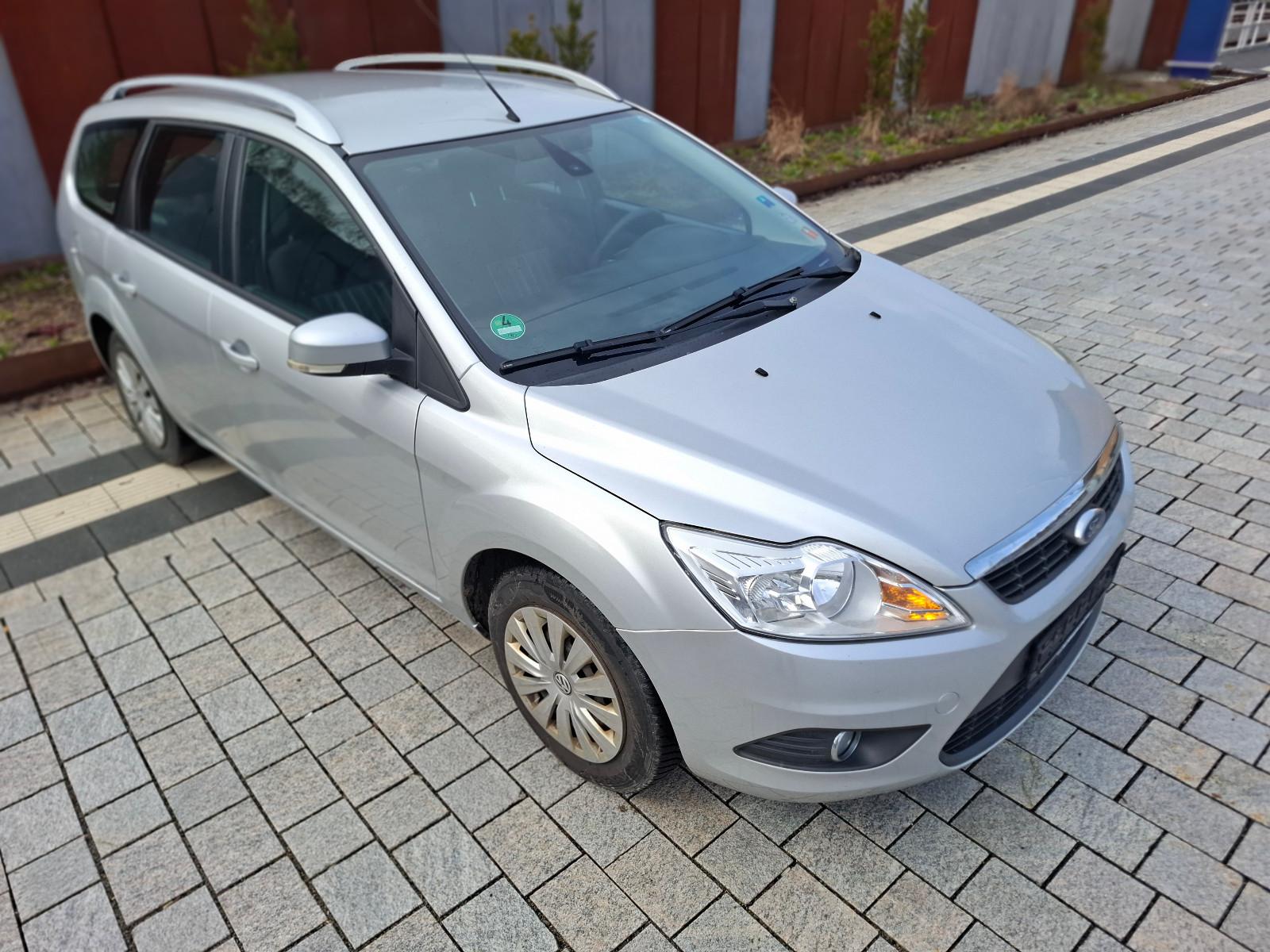Ford Focus 1.6*Tüv*Klima*Euro5*Wenig KM*2.Hand*