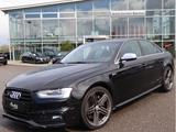 Audi S4 3.0 TFSI V6/KAMERA/LEDER-ALCANTARA/NAVIGATION - Audi S4: Limousine