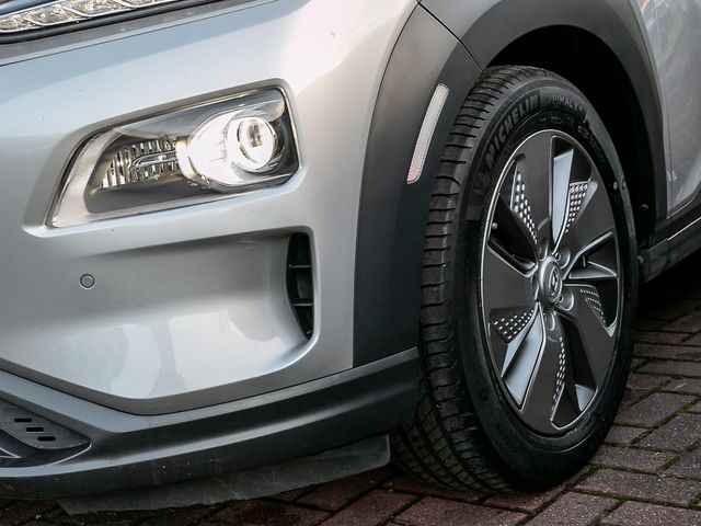 Hyundai Kona Premium Elektro 2WD Fahrassistenz-Paket