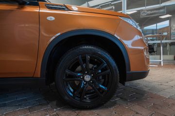 Bild 6 Suzuki Vitara 1.6 Comfort 4x2 Klimaauto Navi AHK abn.