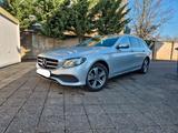 Mercedes-Benz E 220 d 4MATIC T Autom. -
