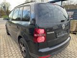 Volkswagen Touran United - Volkswagen Touran aus 2008: United