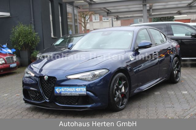 Alfa Romeo Giulia Quadrifoglio 2.9T*ACC*CARBON*10TKM*VOLL*