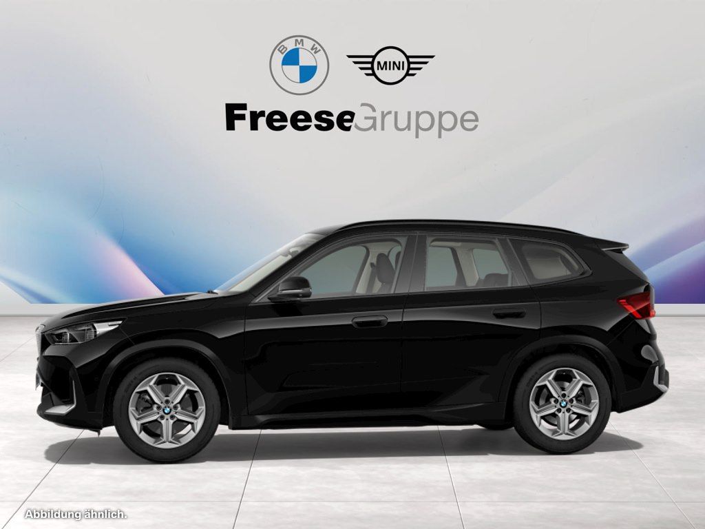 BMW iX1 xDrive30 AHK RFK ABSTAND HEAD-UP SHZ foto 5
