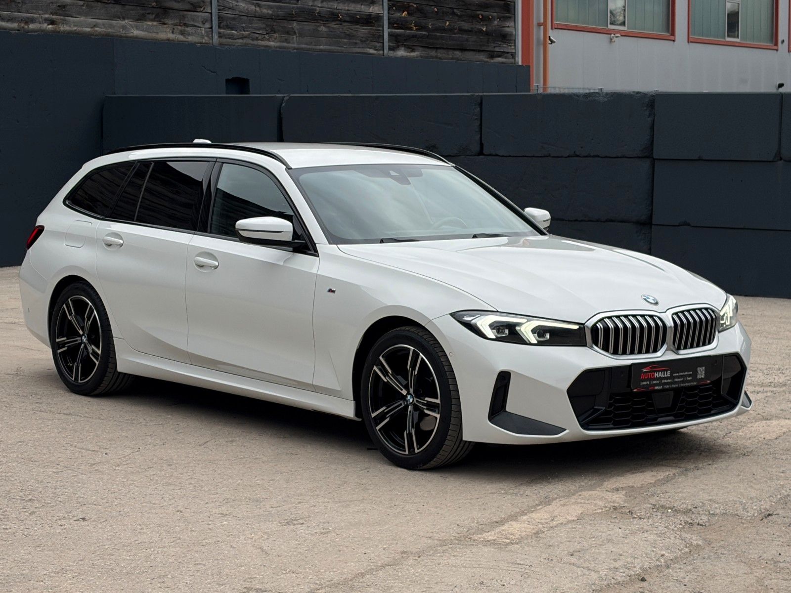 Fahrzeugabbildung BMW 320i Touring M Sport ACC CAM 3Z-Kl. SHZ Ambiente
