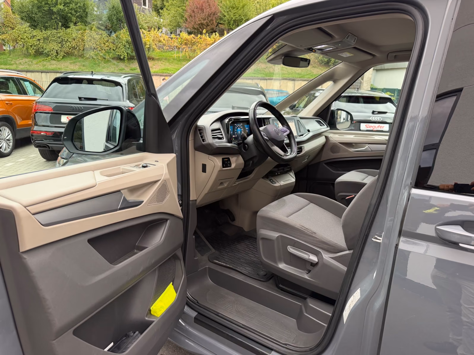 Volkswagen T7 Multivan 2.0 TDI 7-Sitzer