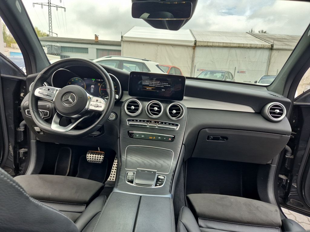Fahrzeugabbildung Mercedes-Benz GLC 300 de AMG Line 4Matic