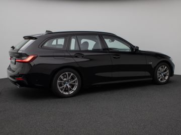 Fahrzeugabbildung BMW 330e xD Sport Line 360°DAB Stop&Go LED Alarm AHK